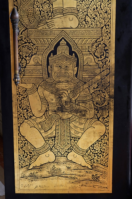 Wat Traimitr-NOV13-023